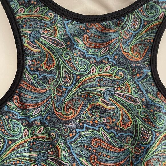 Fit Mama Paisley Print Razorback Sports Bra. - Picture 4 of 5